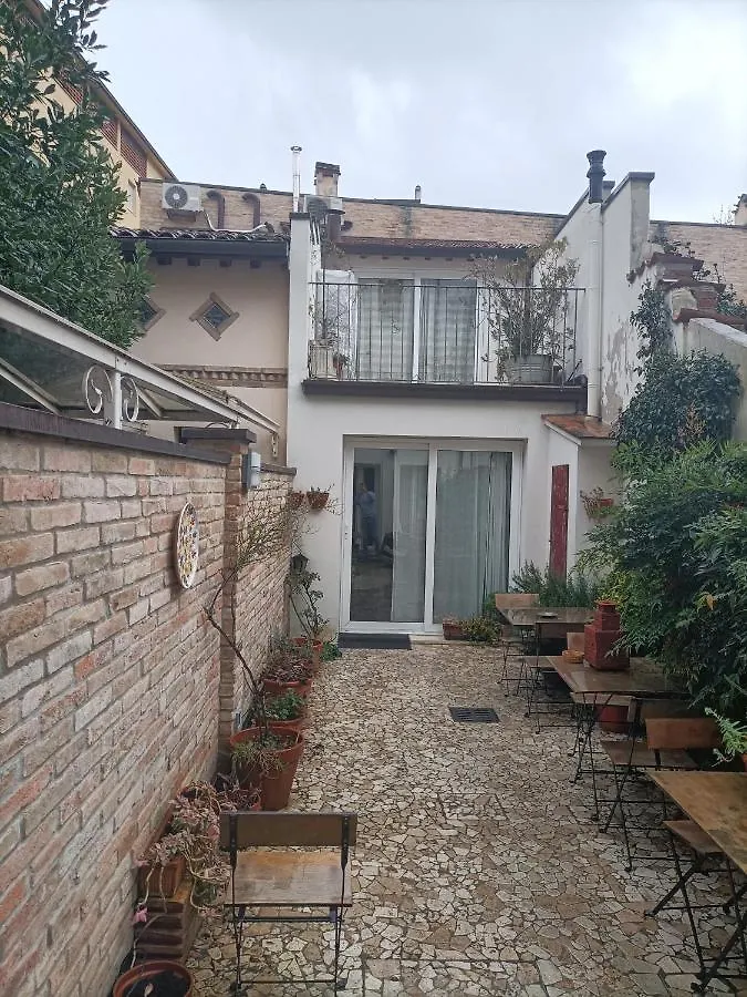 *** Couette-café Bed and Breakfast R&B Il Cerchio à Ravenne Italie